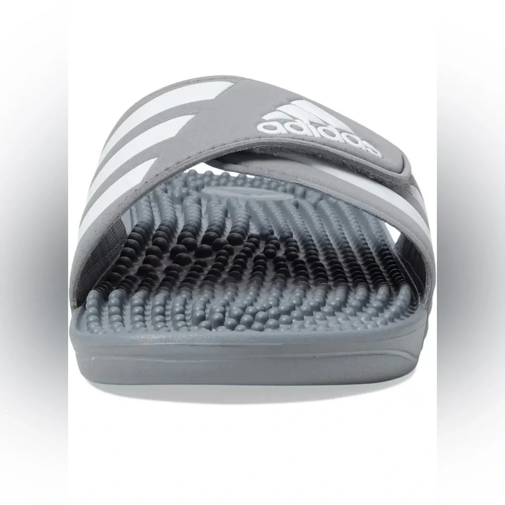Adidas Unisex Adissage Slides Sandal Grey and White 18 US Men New